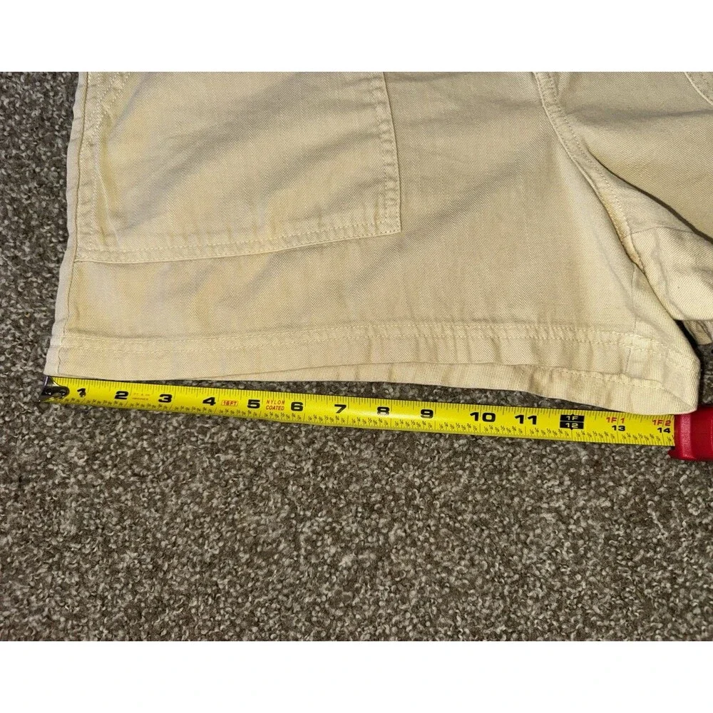 Women’s Beige Utility Shorts Universal Thread Size 10 Medium Waist Cotton Twill